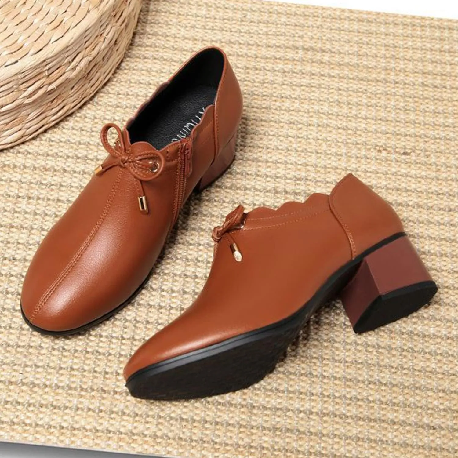 bbruriy Women's Casual Block Heeled Mary Janes Shoes Decorated with Bow Slip on Chunky Low Heels Round Toe Pumps Soft Leather Side Zipper Loafers