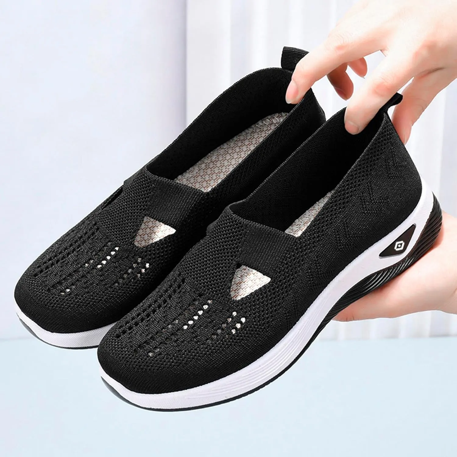 Fashion Summer Women Sports Shoes Flat Bottom Non Slip Mesh Hollow Upper Breathable Soft Slip On Casual Style Shoes for Men Wide