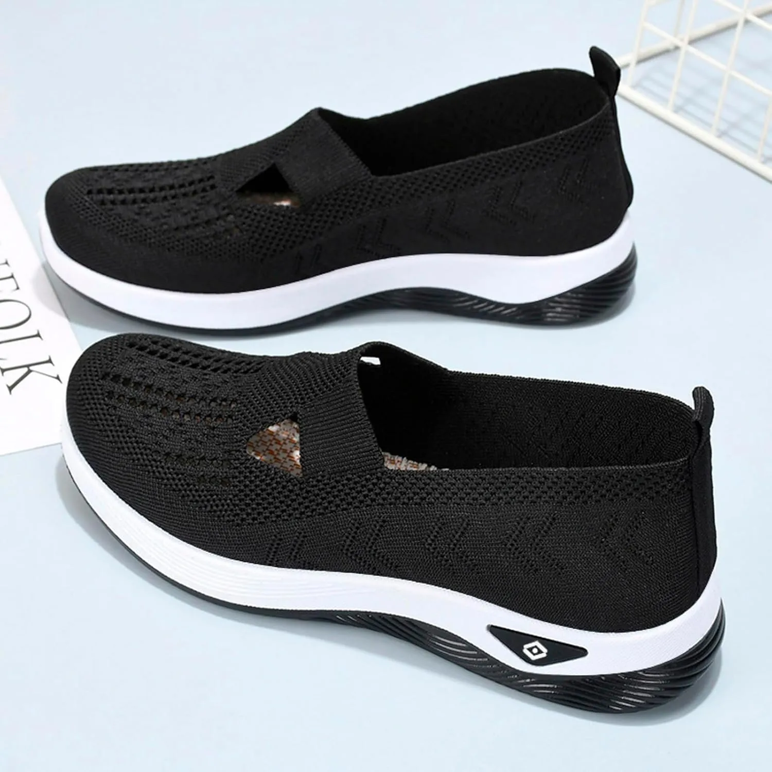 Fashion Summer Women Sports Shoes Flat Bottom Non Slip Mesh Hollow Upper Breathable Soft Slip On Casual Style Shoes for Men Wide