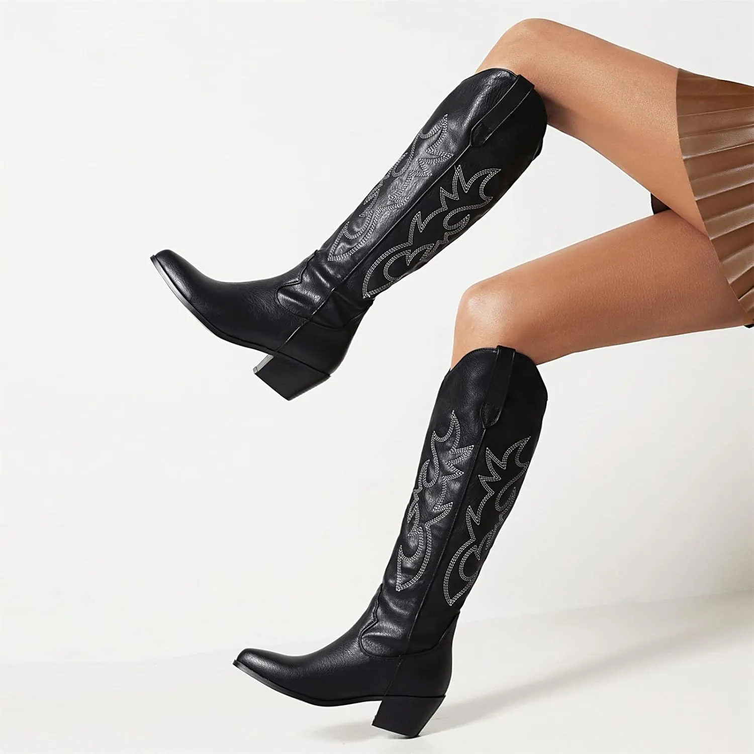 Lausiuoe Cowboy Boots For Women Wide Calf Wide Foot Knee High Western Cowgirl Style Embroidered Chunky Heel Fashion Boot