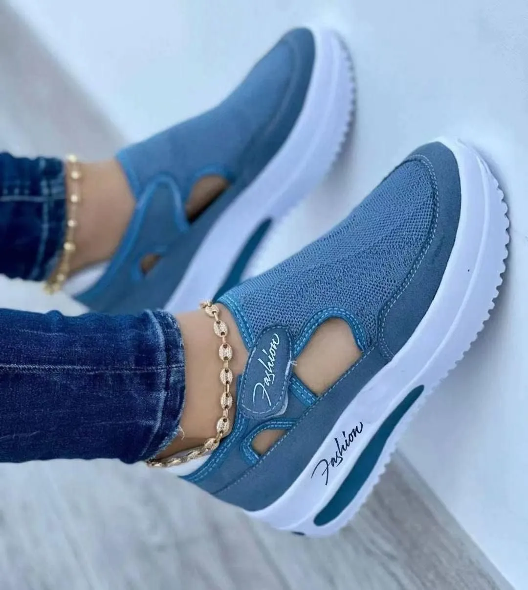 Lausiuoe Sneakers For Women Platform Slip On Fashion Canvas Shoes Lightweight Non-Slip Casual Comfortable Walking Flat Loafer