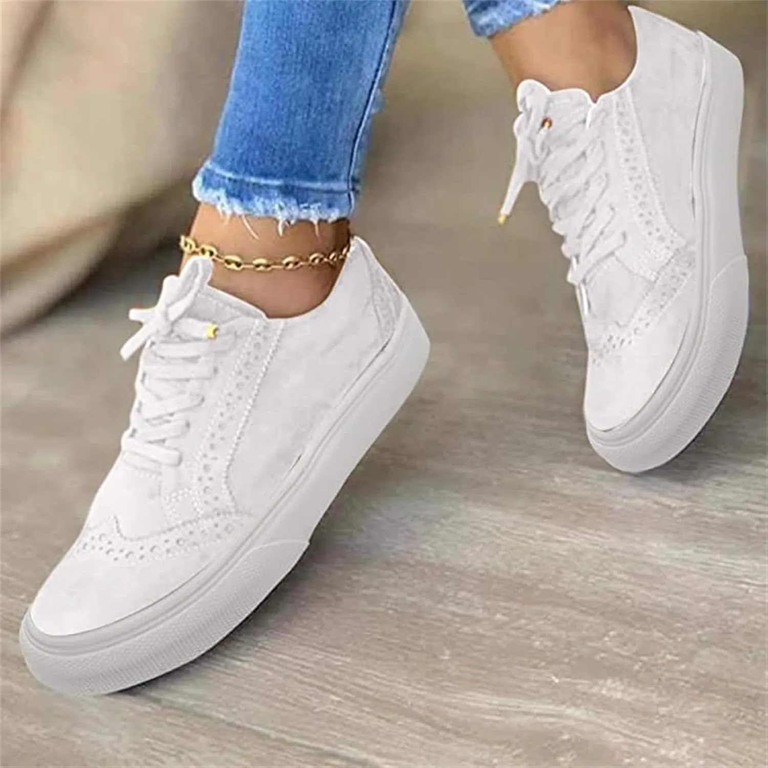 Lausiuoe Sneakers for Women Trendy 2024 Slip on Canvas Shoes Low Top Non Slip Fashion Casual Comfortable Walking Flat Loafers