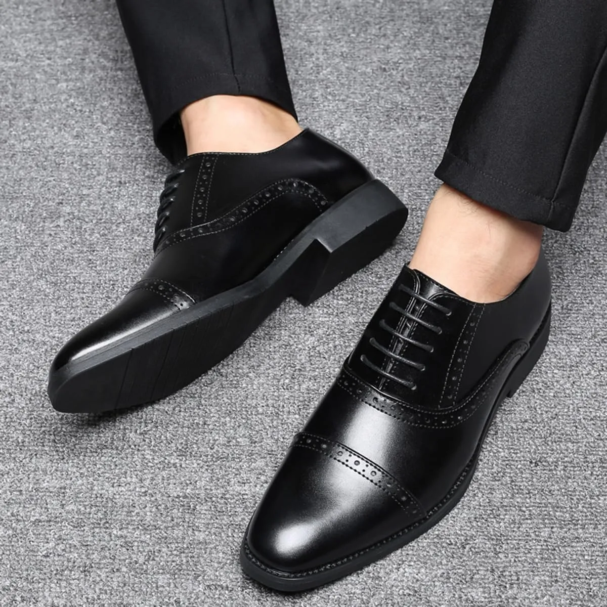 Men's Oxford Dress Shoes Lace-up Brogues Derbys Formal Business Shoes Suit Tuxedo Shoes for Men