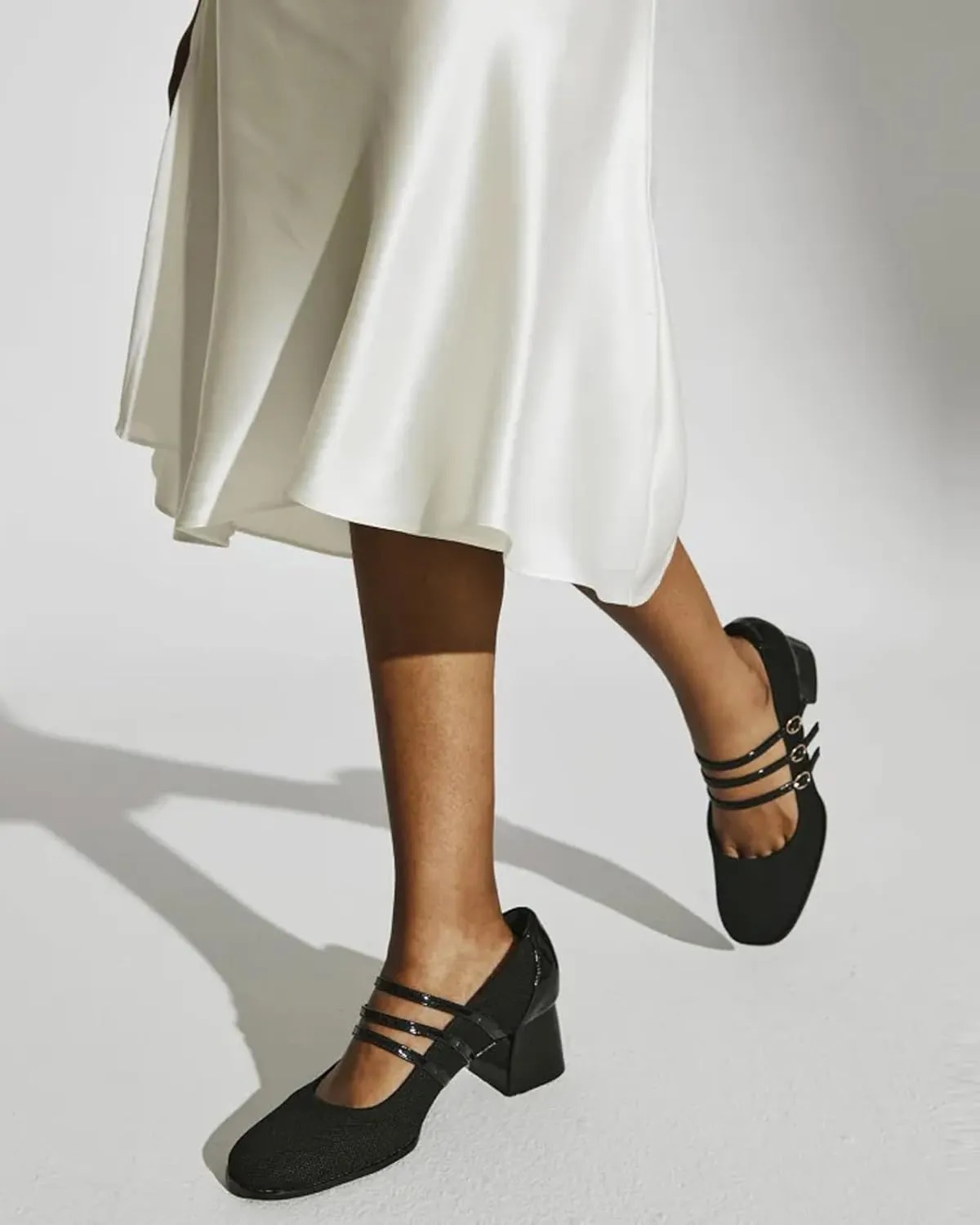 Mousse FIT Commute Women Pump Shoes with Square Toe Block Heeled Mary Janes