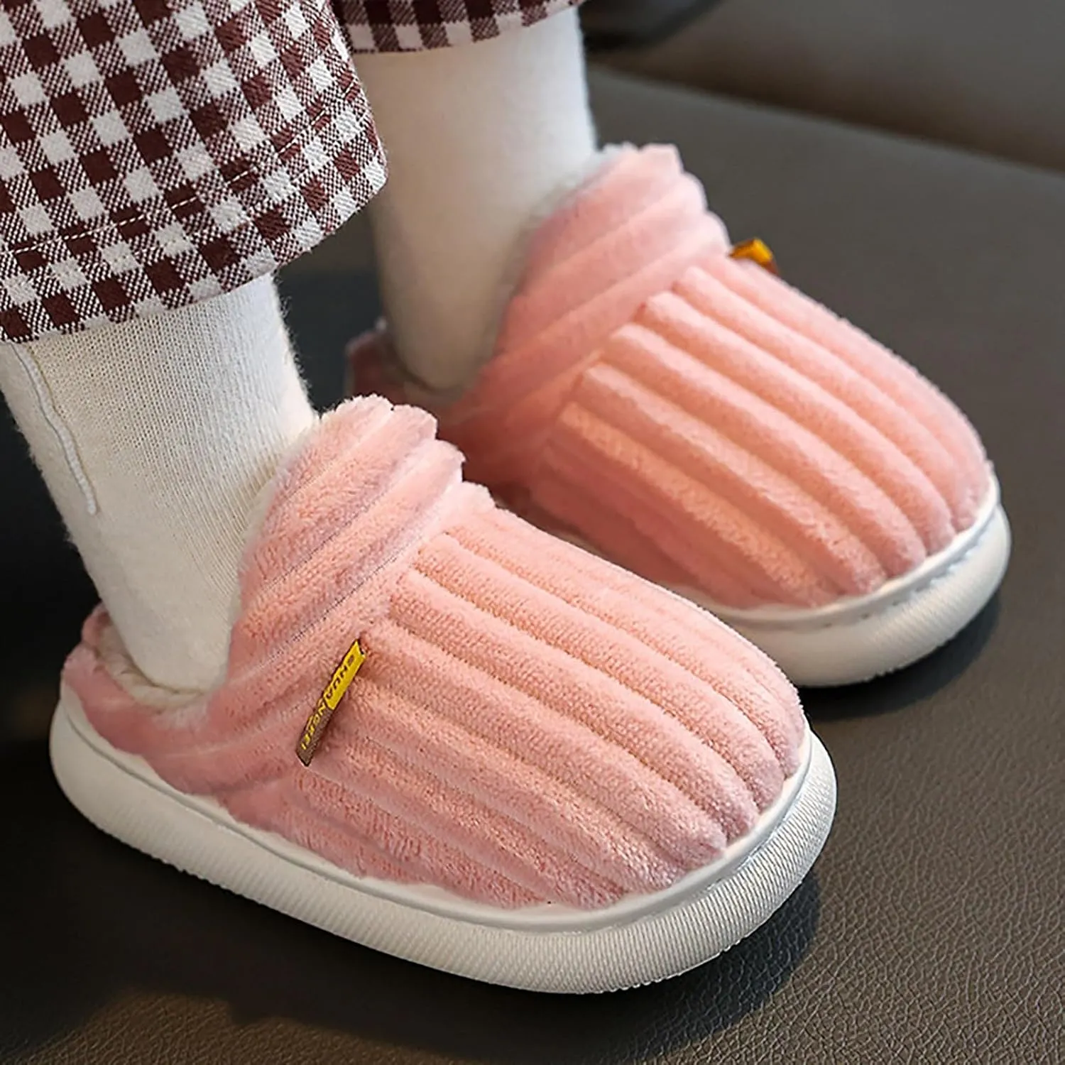 Plush Warm Slippers for Girls Boys Kids Toddlers Soft Plush House Shoes Indoor Outdoor Slippers Fuzzy Bedroom Shoes