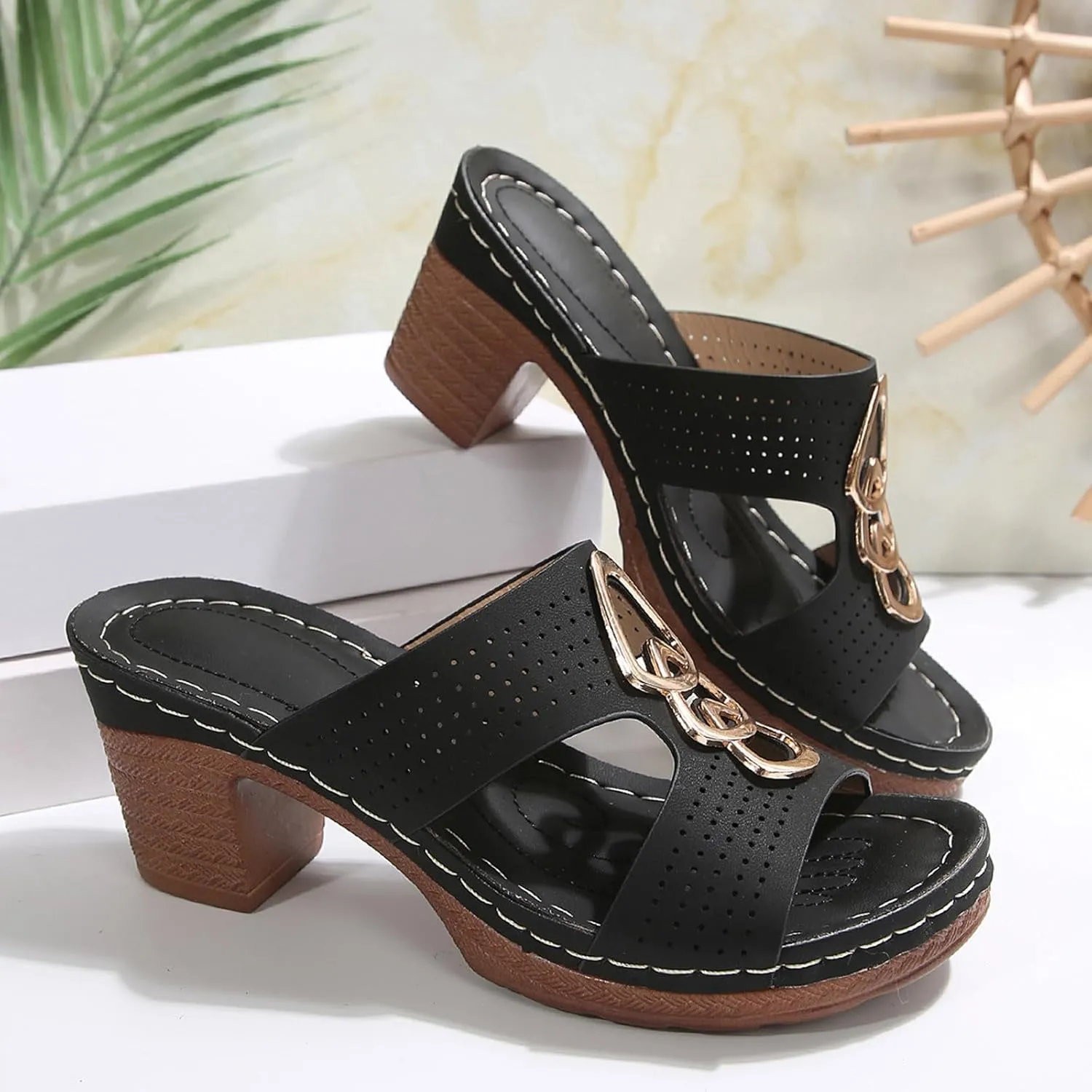 Sandals for Women 2025 Suede Platform Chunky Heel Retro Sandals with Adjustable Buckle Fashion Platform Block Heels