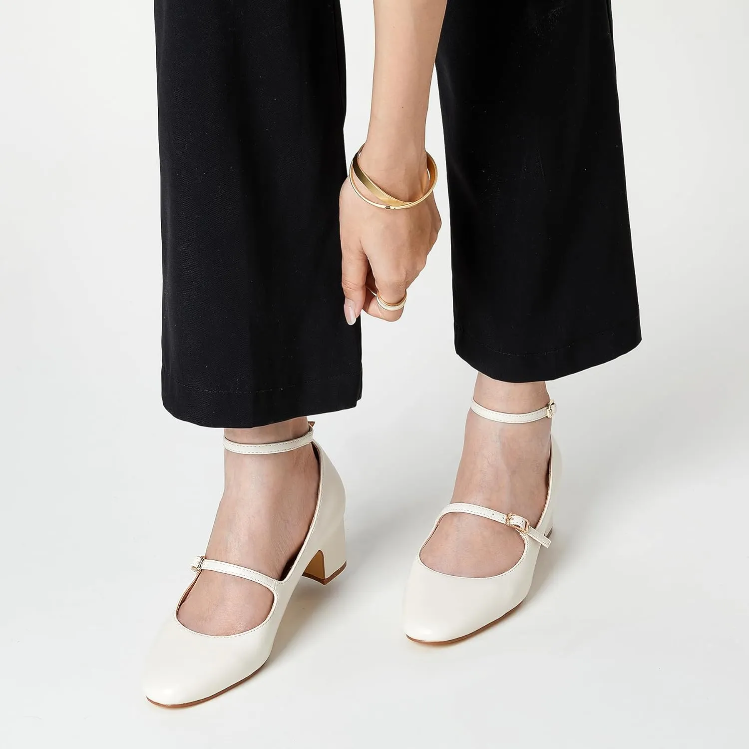 Trary Mary Jane Shoes Women Chunky Block Heels Mary Janes Dress Shoes for Women Close Cap Toe 2.2 Inch Women's Pumps Shoes with Buckle Double Strap Comfy Pumps for Office Party Casual Wedding