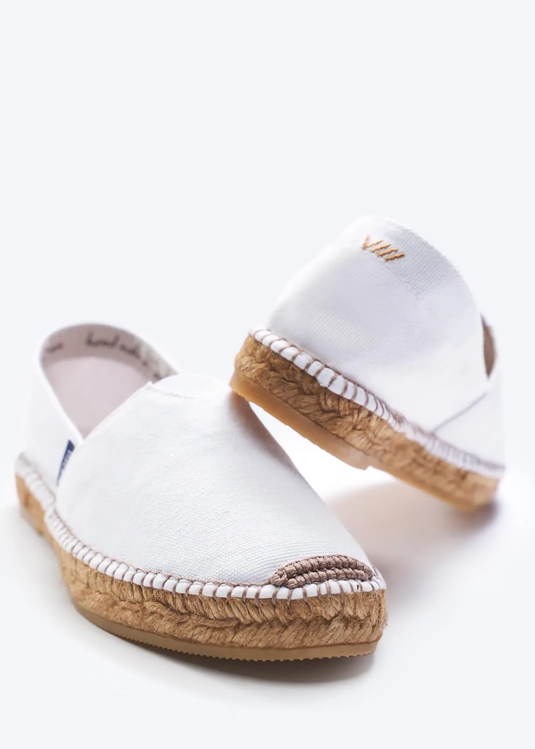 VISCATA Barceloneta Espadrille Canvas Women's Flat Slip On Shoes Handmade in Spain Fashionable Organic Cotton Canvas Lightweight Material with 100% Natural Jute Midsole for All Casual Occasions
