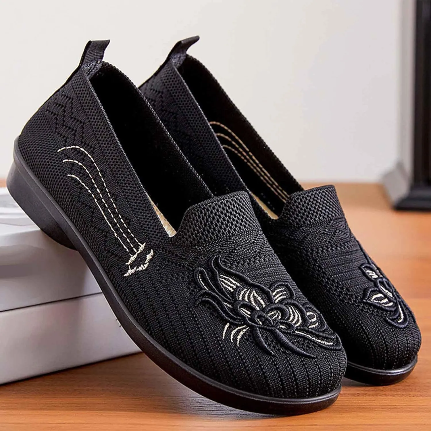 Women's Casual Slip On Shoes Breathable Low Heel Comfortable Walking Daily Spring Summer Fall Women Wedges Low Heel
