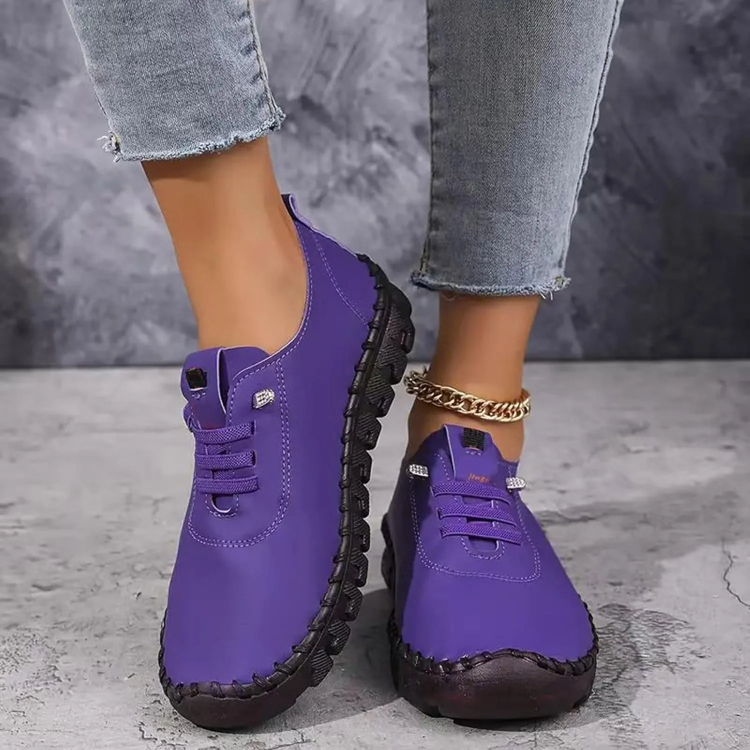 Womens Comfy Breathable Sneakers Flat Bottom Leather Slip-on Loafers Handmade Soft Shoes Sandals