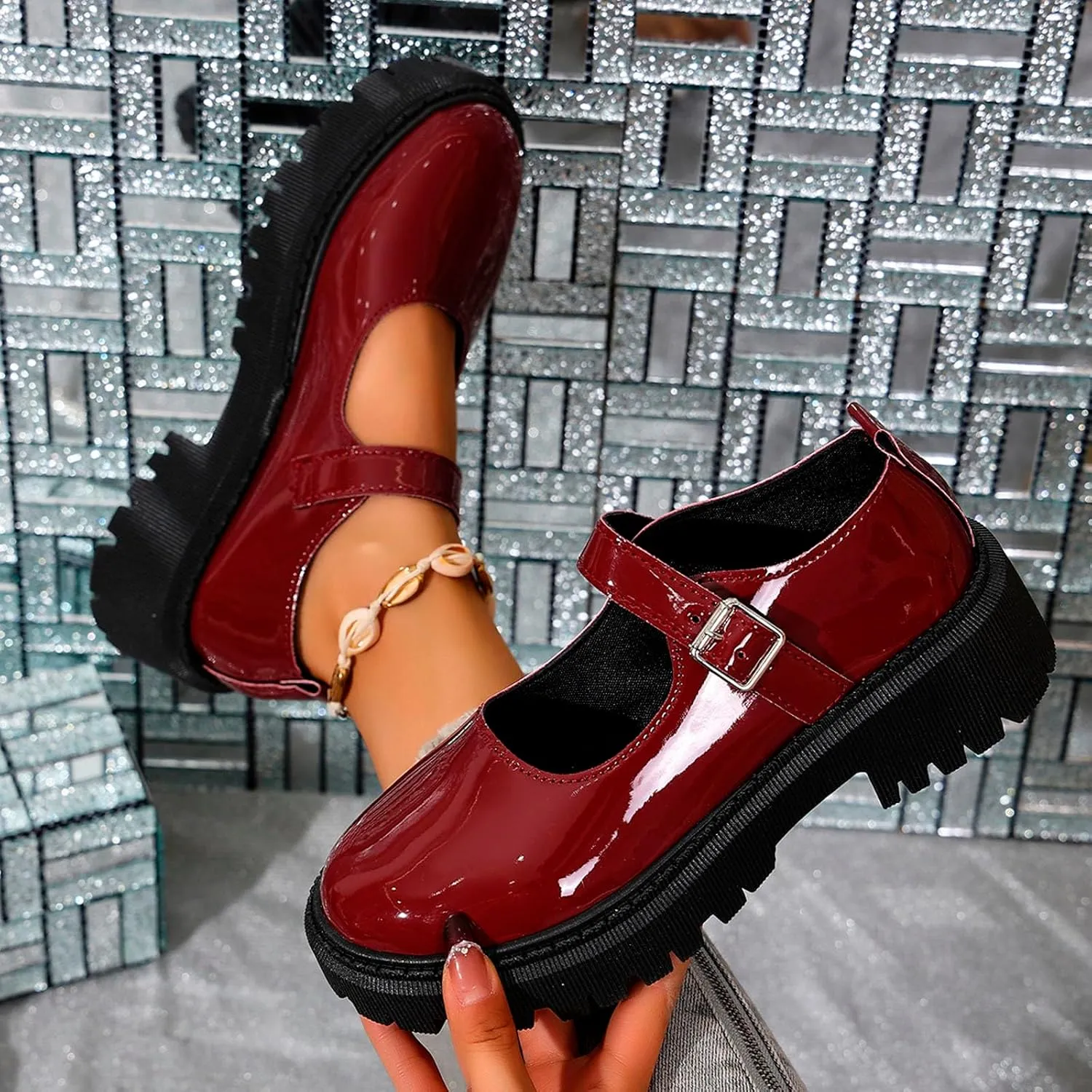 Women's Fashion Solid Color Thick Soled Leather Casual Shoes Temperament Comfortable Buckle Chunky High Top Sneaker