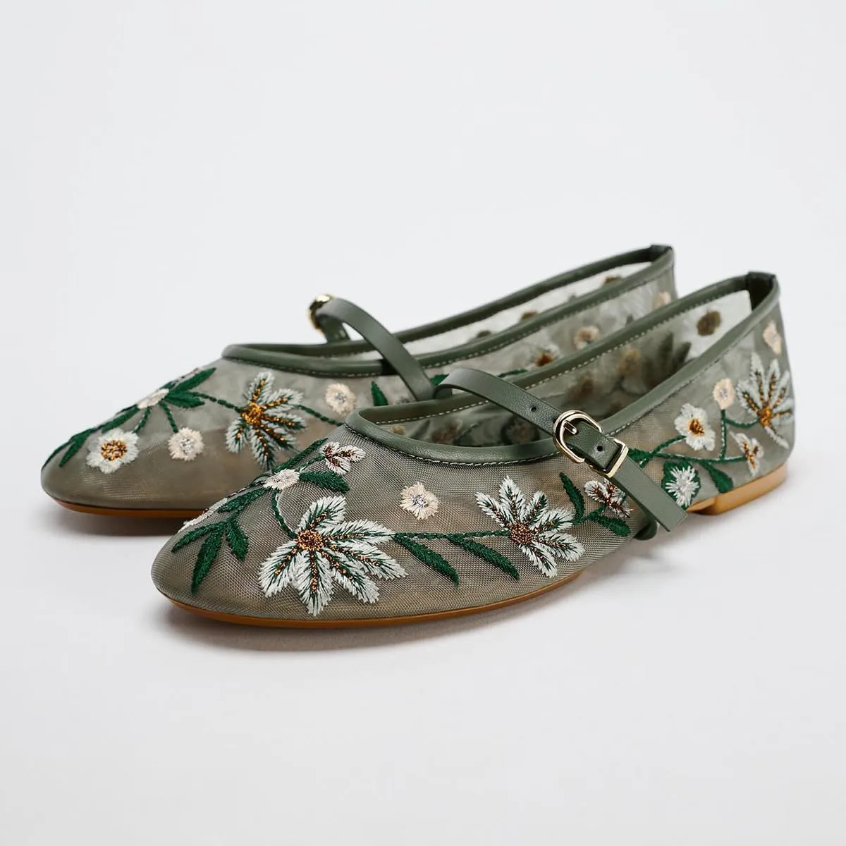 Women's Mesh Flat Mary Janes Embroidered Floral Buckled Strap Flats Casual Comfortable Round Toe Ballerina Shoes