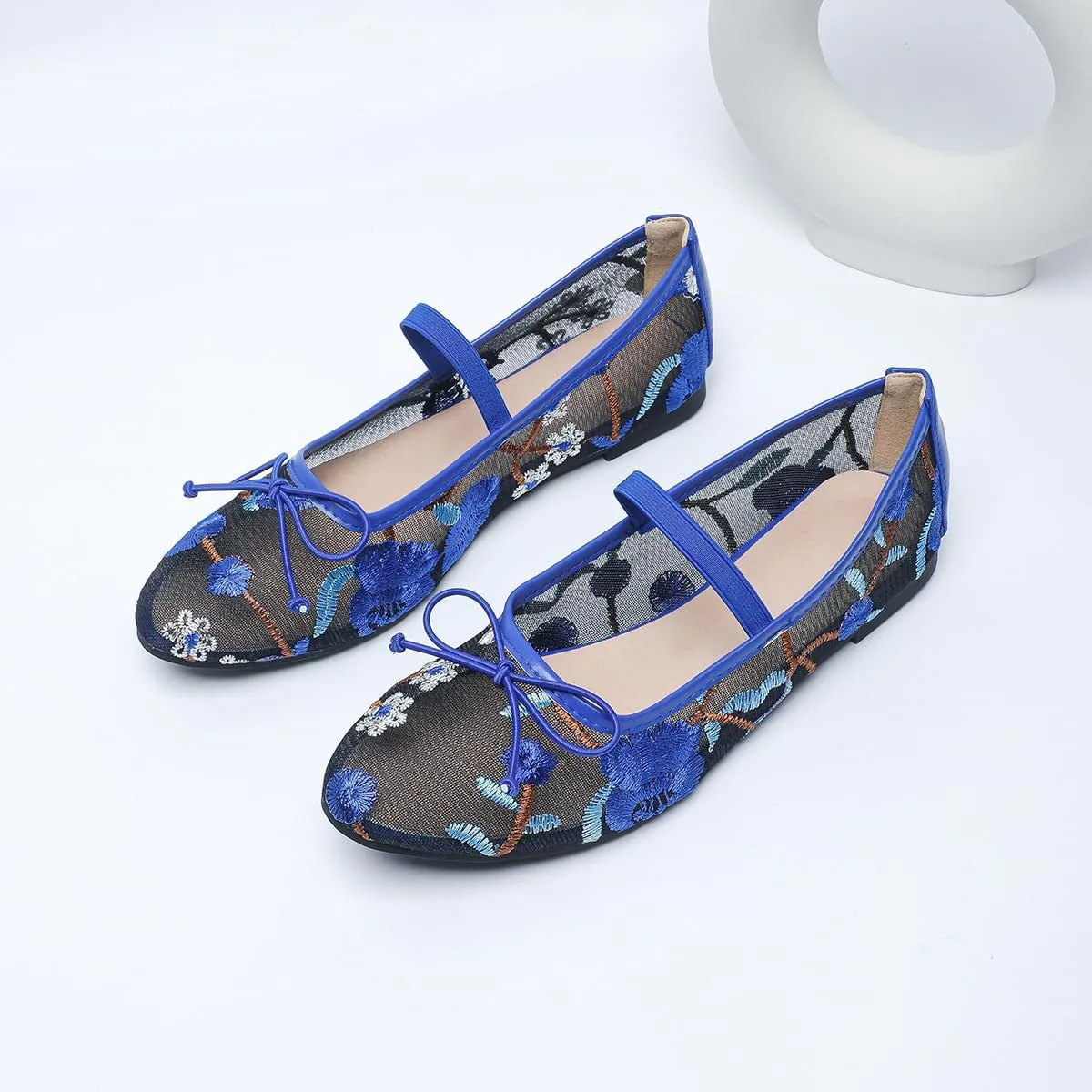 Women's Mesh Flat Mary Janes Embroidered Floral Buckled Strap Flats Casual Comfortable Round Toe Ballerina Shoes
