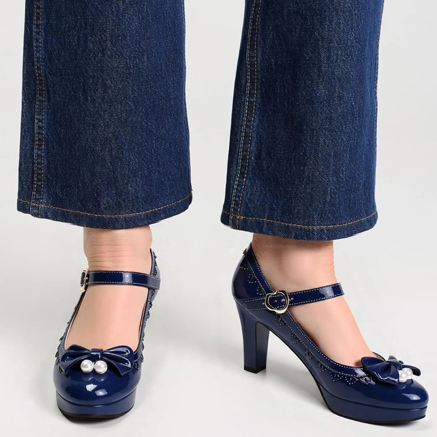 Women's Patent Leather Chunky Heel Lolita Mary Jane Cute Bow Pearl Round Toe Buckle Kawaii Party High Heels Fashion Dance Shoes
